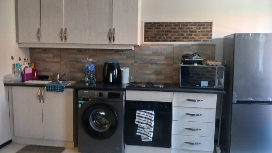 1 Bedroom Property for Sale in Bult West North West